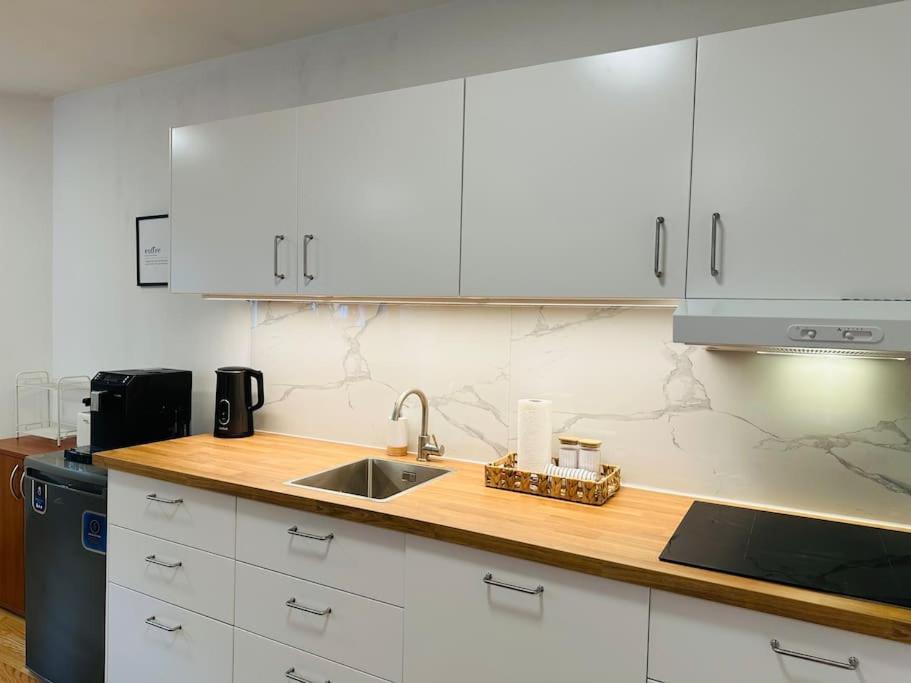 Family-Friendly Prague 5 Stay Bagian luar foto