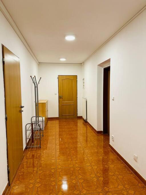 Family-Friendly Prague 5 Stay Bagian luar foto